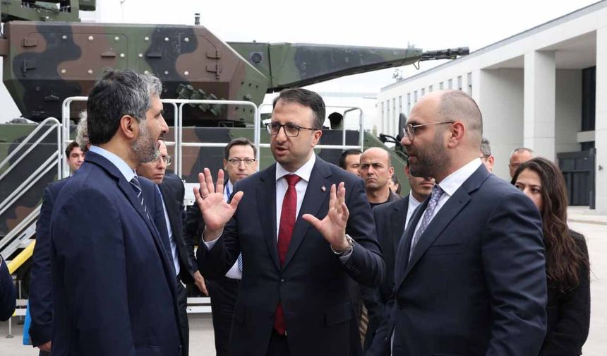 Katar Kara Kuvvetleri Komutanı’ndan ASELSAN’a ziyaret