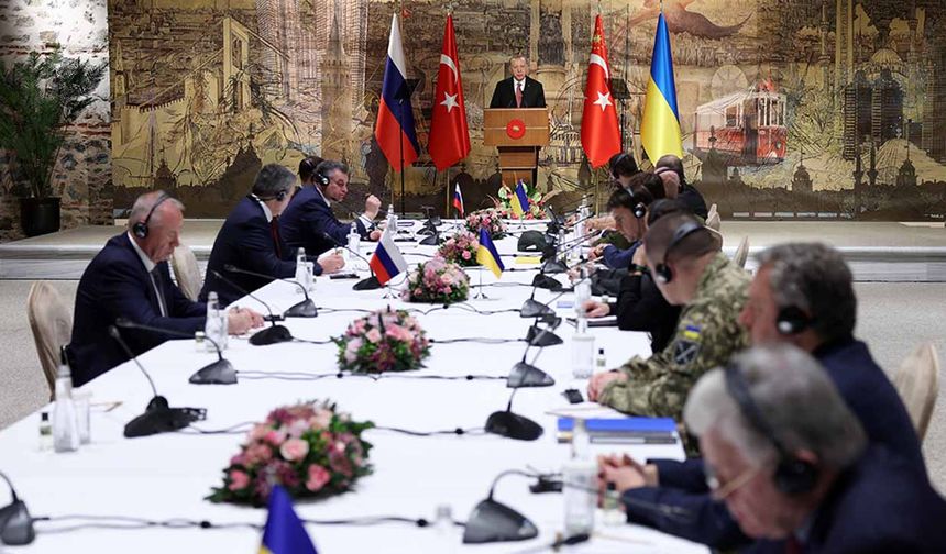 Kremlin: Rus heyeti Türkiye’de görüşmelere hazırlanıyor